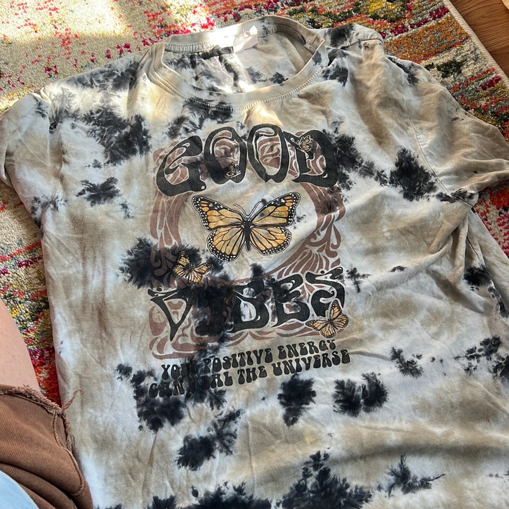 big oversized tee
